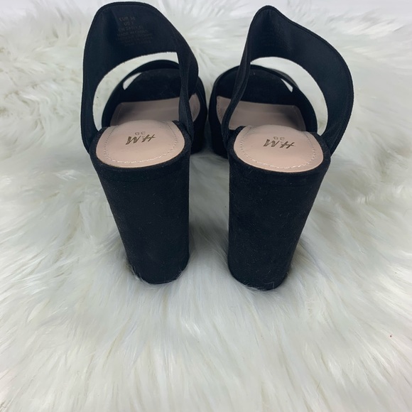 SOLD - Picture 4 of 5